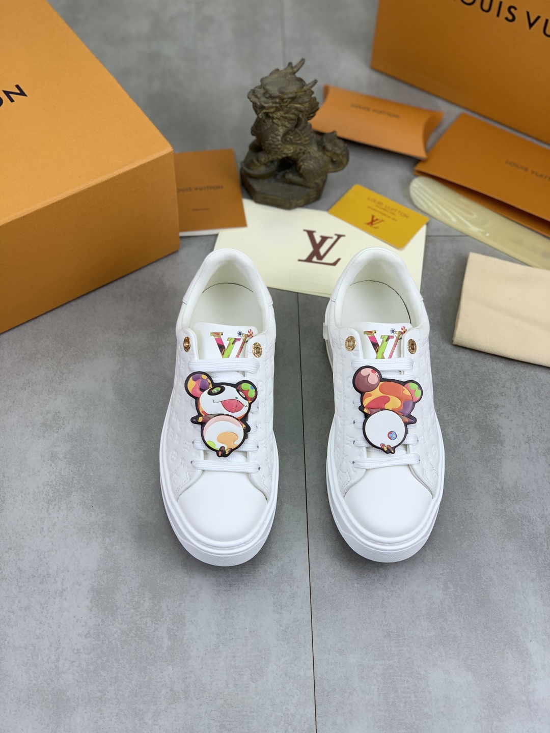 Louis Vuitton Time Out White Leather Sneakers With Monogram Flower Details 3 cmp i1743268756411 4676 0 1