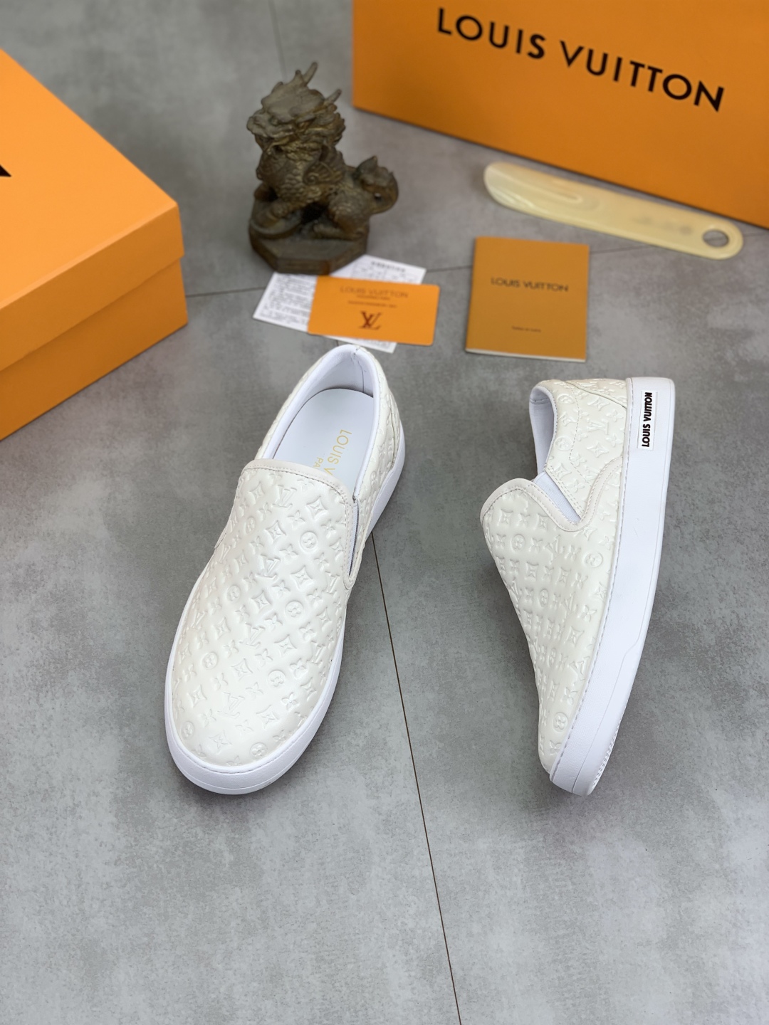 Louis Vuitton Classic White Leather Slip-On Sneakers for Men, Size 38-44 4 cmp i1743269220351 6771 0 2