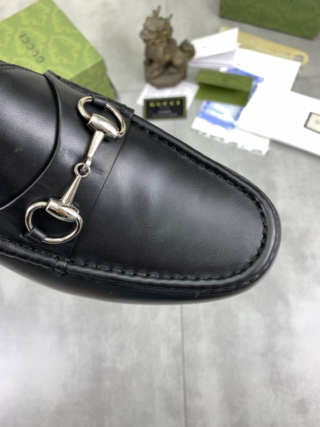Gucci Men's Black Leather Loafers with Horsebit Detail - Sizes 38-44 6 cmp i1743415839611 8986 0 4