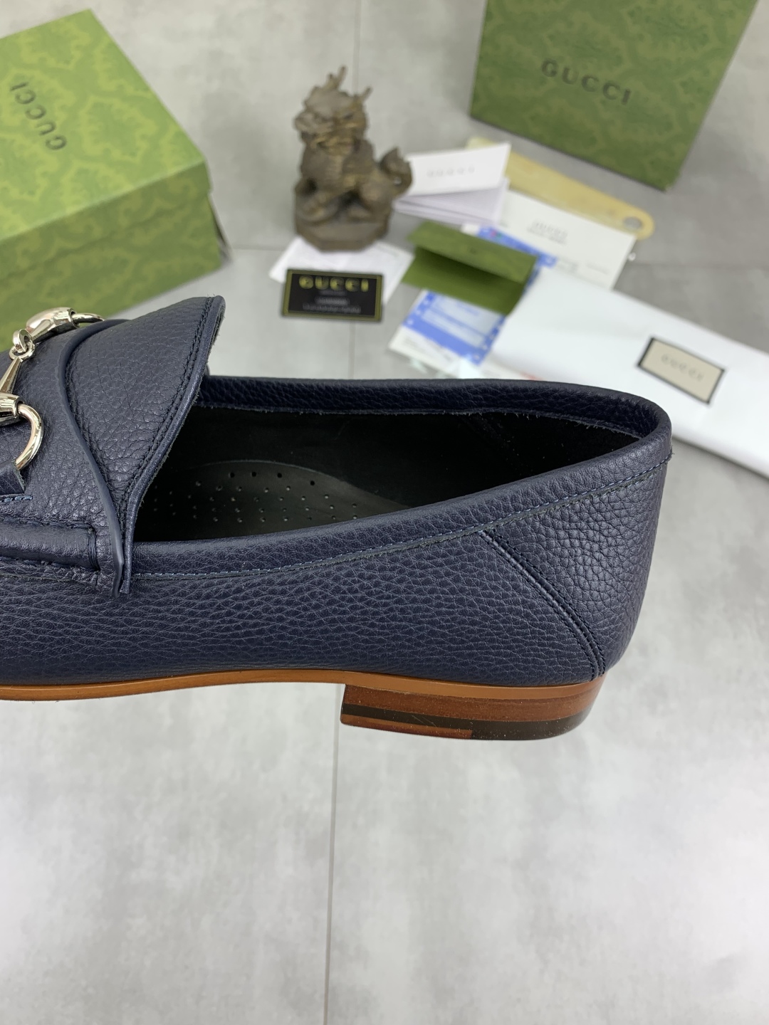 Gucci Men's Leather Loafers with Horsebit Detail - Business Casual Shoes 8 cmp i1743415870644 2202 0 6