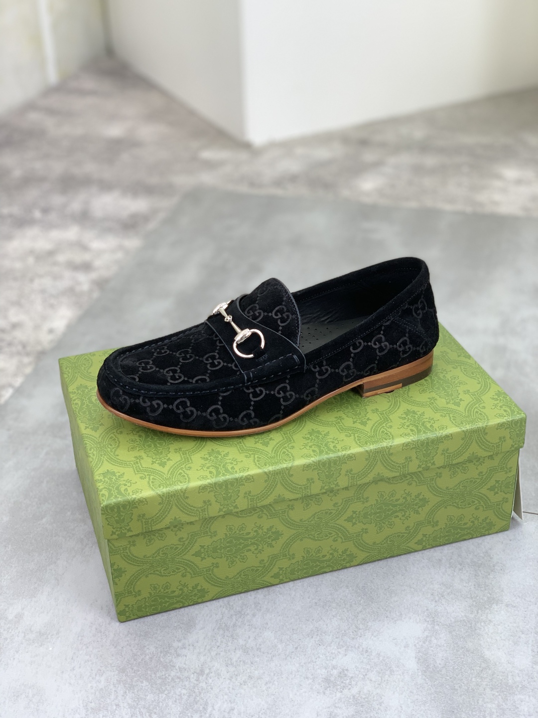 Gucci Men's Black Suede Loafers with GG Pattern and Horsebit Detail 5 cmp i1743416377451 6172 0 3