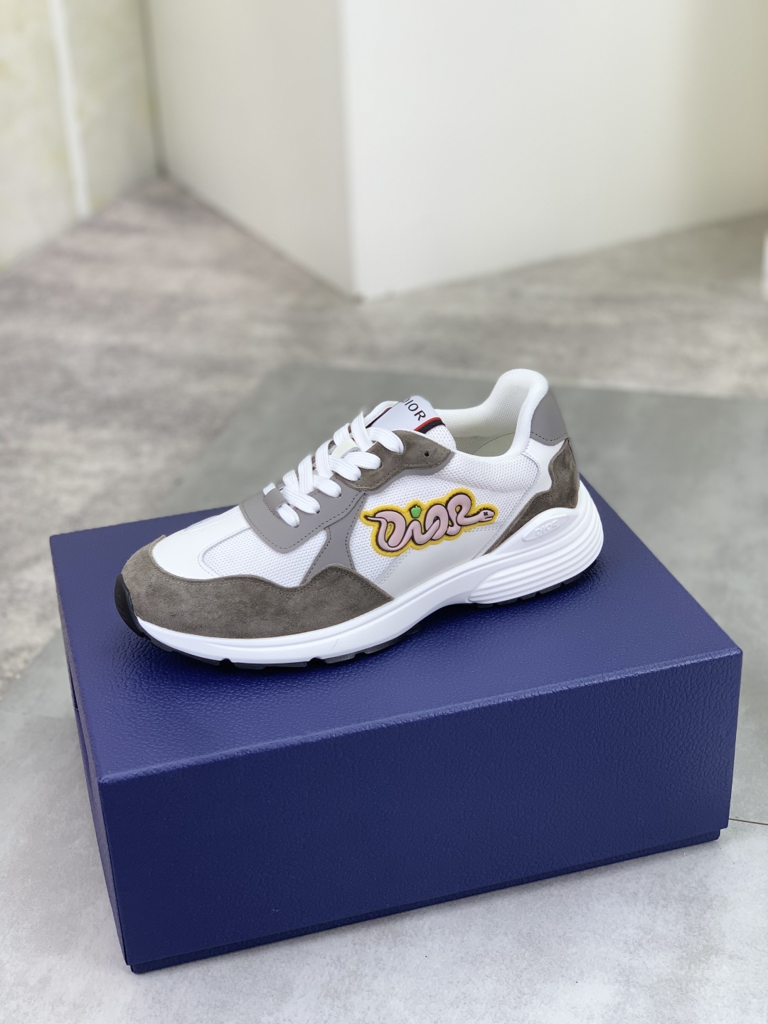 Dior Snake Year Limited Edition Sneakers - Classic Style, Ultimate Comfort 5 cmp i1744557587121 7119 0 3
