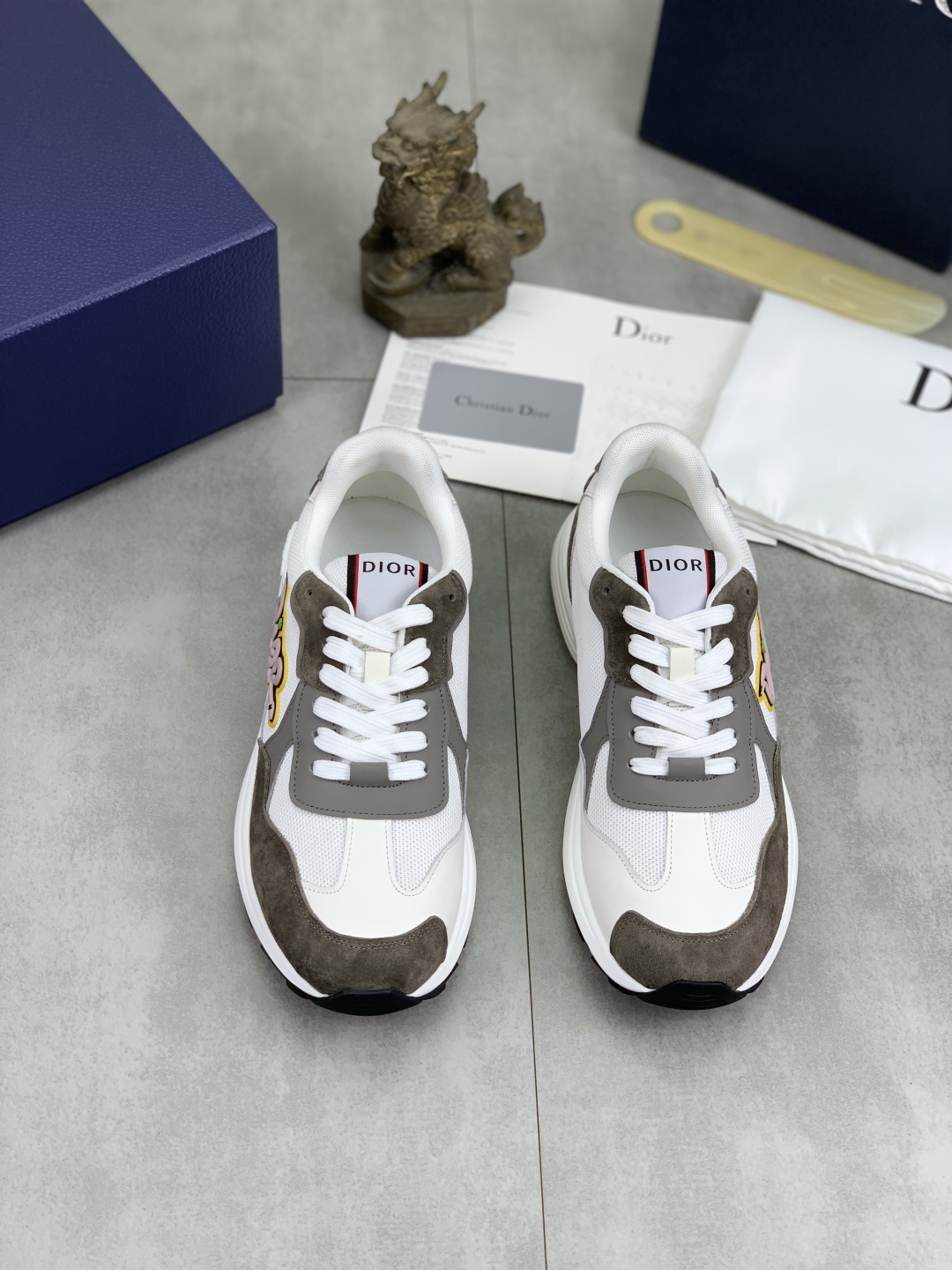 Dior Snake Year Limited Edition Sneakers - Classic Style, Ultimate Comfort 3 cmp i1744557587123 6481 0 1