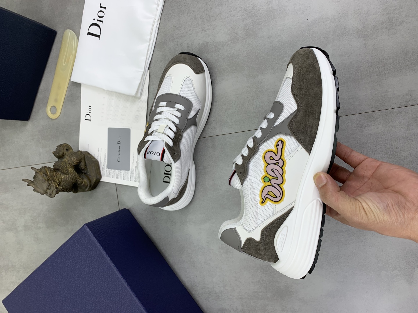 Dior Snake Year Limited Edition Sneakers - Classic Style, Ultimate Comfort 7 cmp i1744557596692 9690 0 5