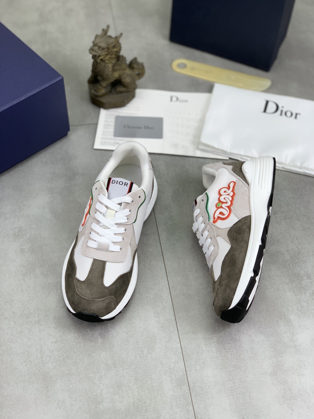 Dior Snake Year Limited Edition Sneakers - Classic Style, New Spark 4 cmp i1744557602541 6261 0 2