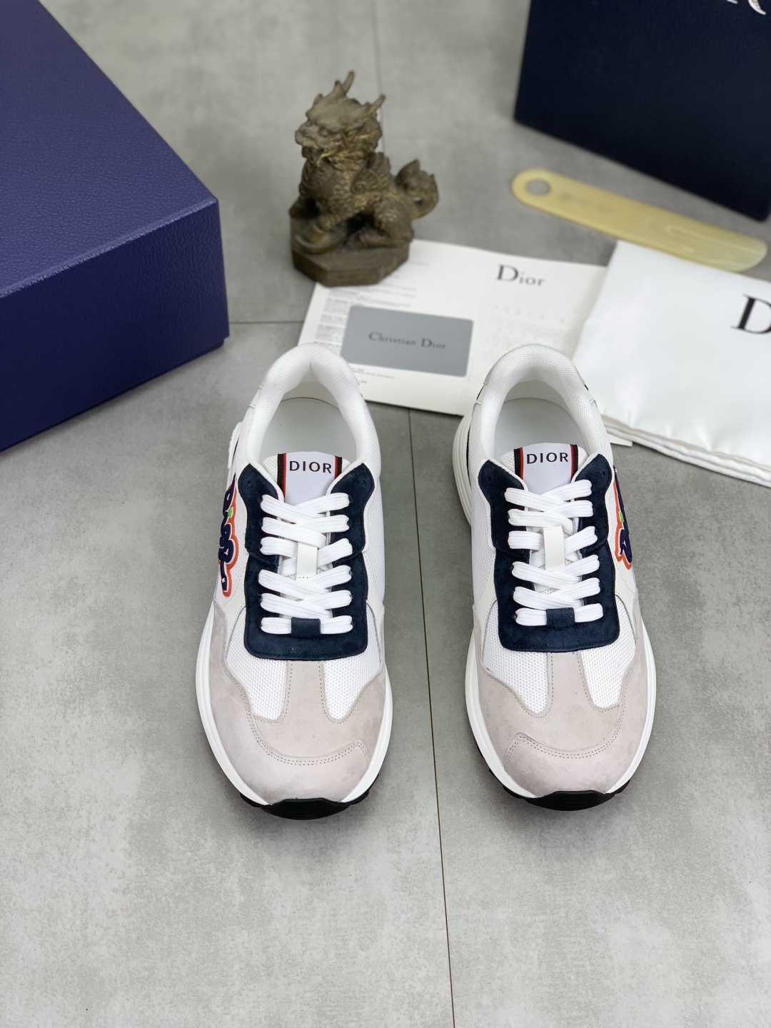 Dior Snake Year Limited Edition Sneakers - Classic Style, Ultimate Comfort 3 cmp i1744557629440 3995 0 1