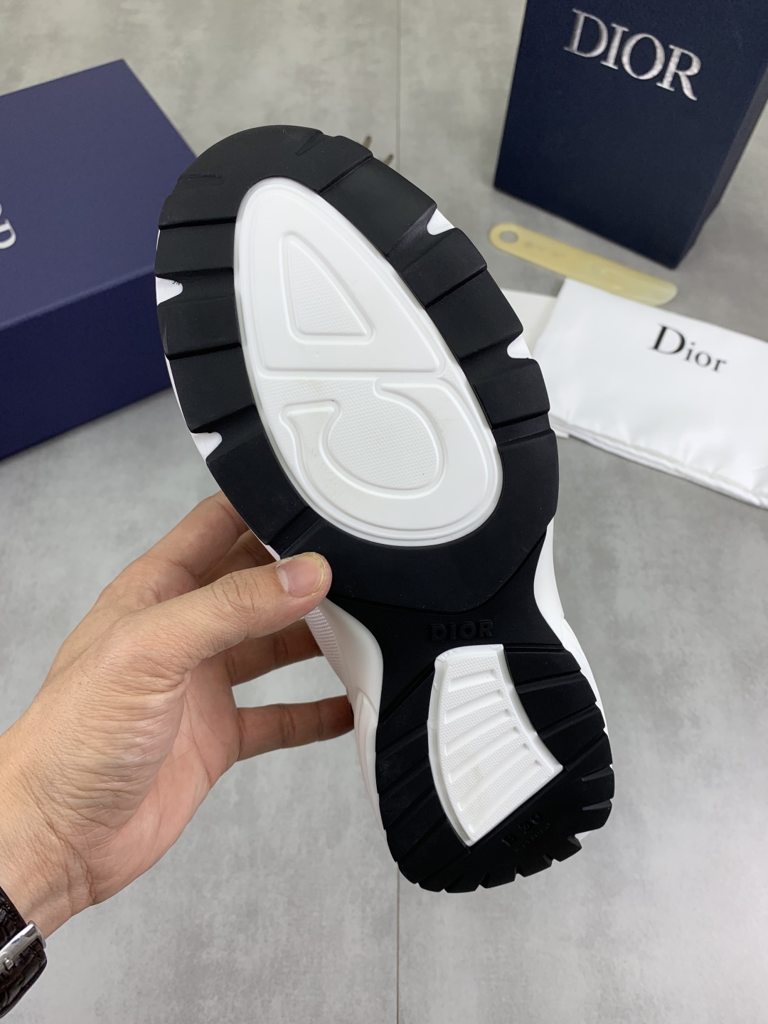 Dior Snake Year Limited Edition Sneakers - Classic Style, Ultimate Comfort 10 cmp i1744557630706 7942 0 8