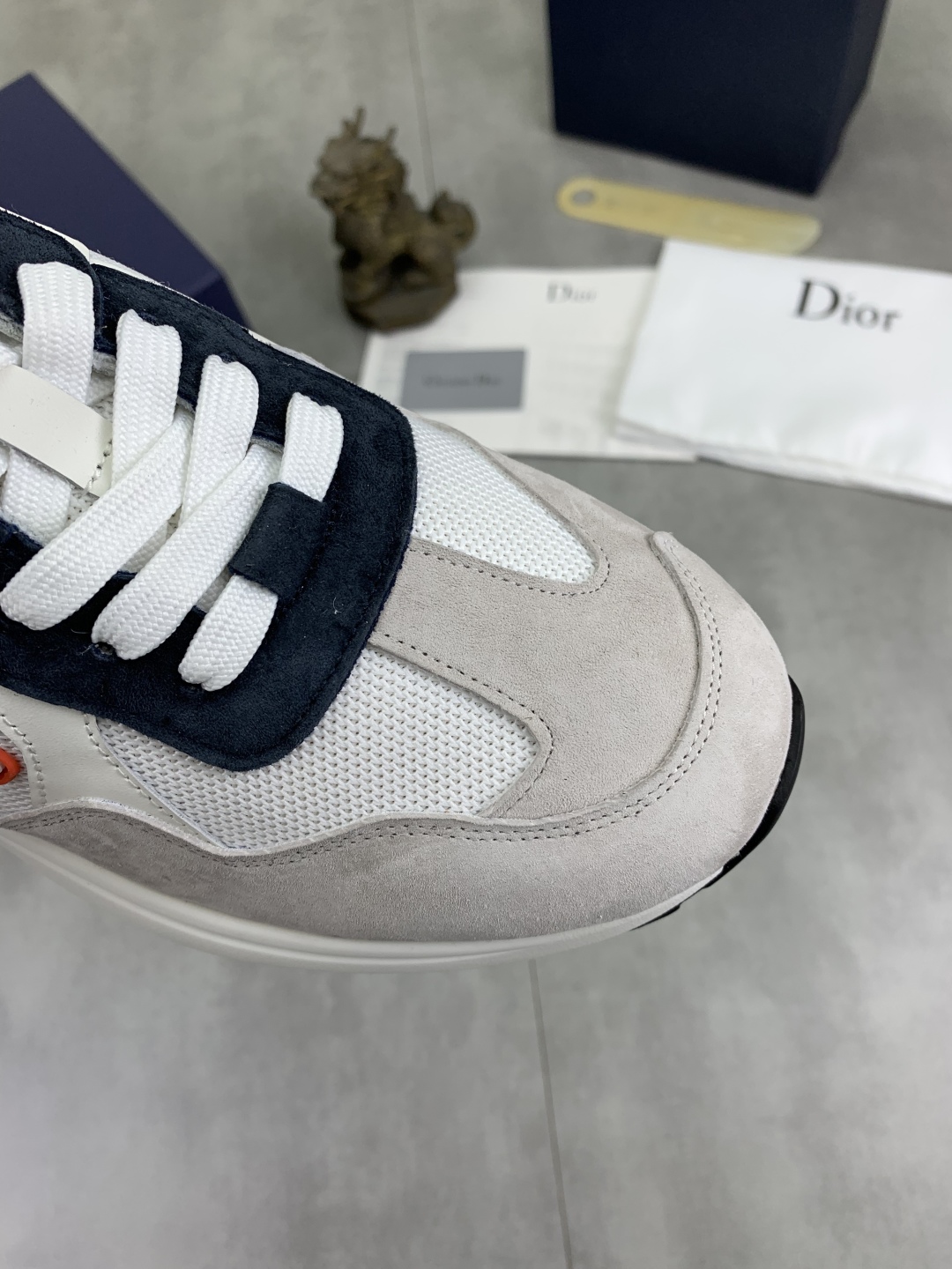Dior Snake Year Limited Edition Sneakers - Classic Style, Ultimate Comfort 6 cmp i1744557632852 2937 0 4