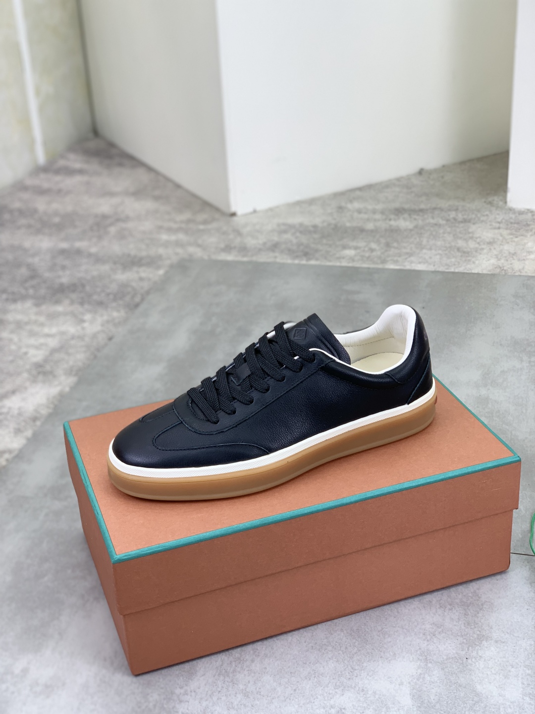 Loro Piana Men's Leather Sneakers - Premium Quality, Comfortable & Stylish 5 cmp i1744903035990 9444 0 3