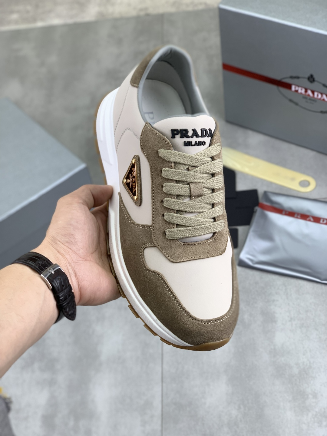 Prada Men's Fashion Sneakers, High-End Leather, Trendy & Comfortable Shoes