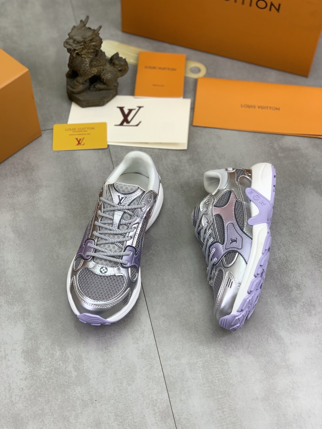 Louis Vuitton Olympia Sneakers Silver Purple, Fashionable and Comfortable 6 cmp i1744903865754 43 0 4