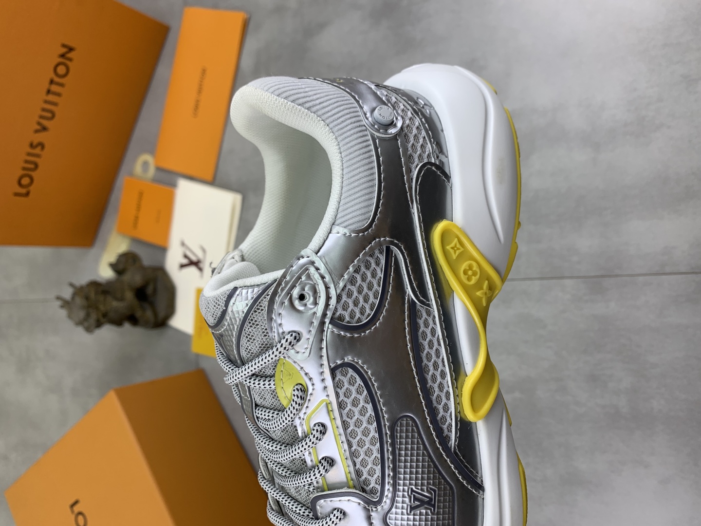 Louis Vuitton Olympia Silver Sneakers for Women, Designer Athletic Shoes 8 cmp i1744903910378 1938 0 6