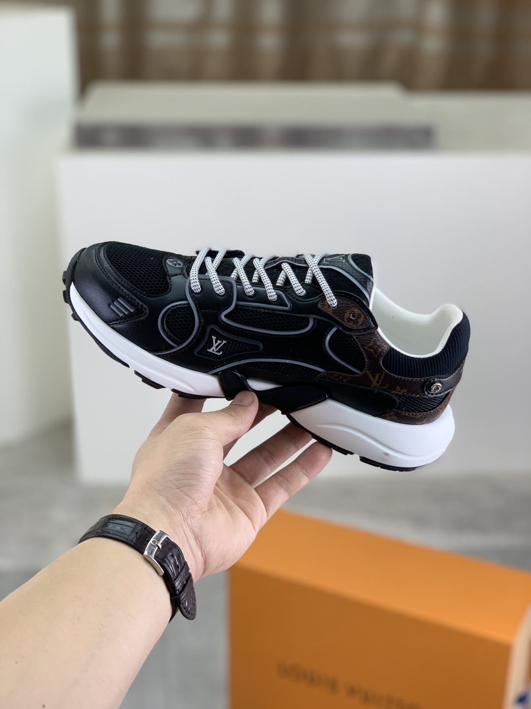 Louis Vuitton Olympia Sneaker: Iconic Design, Supreme Comfort, Available Now! 7 cmp i1744903916233 4059 0 5