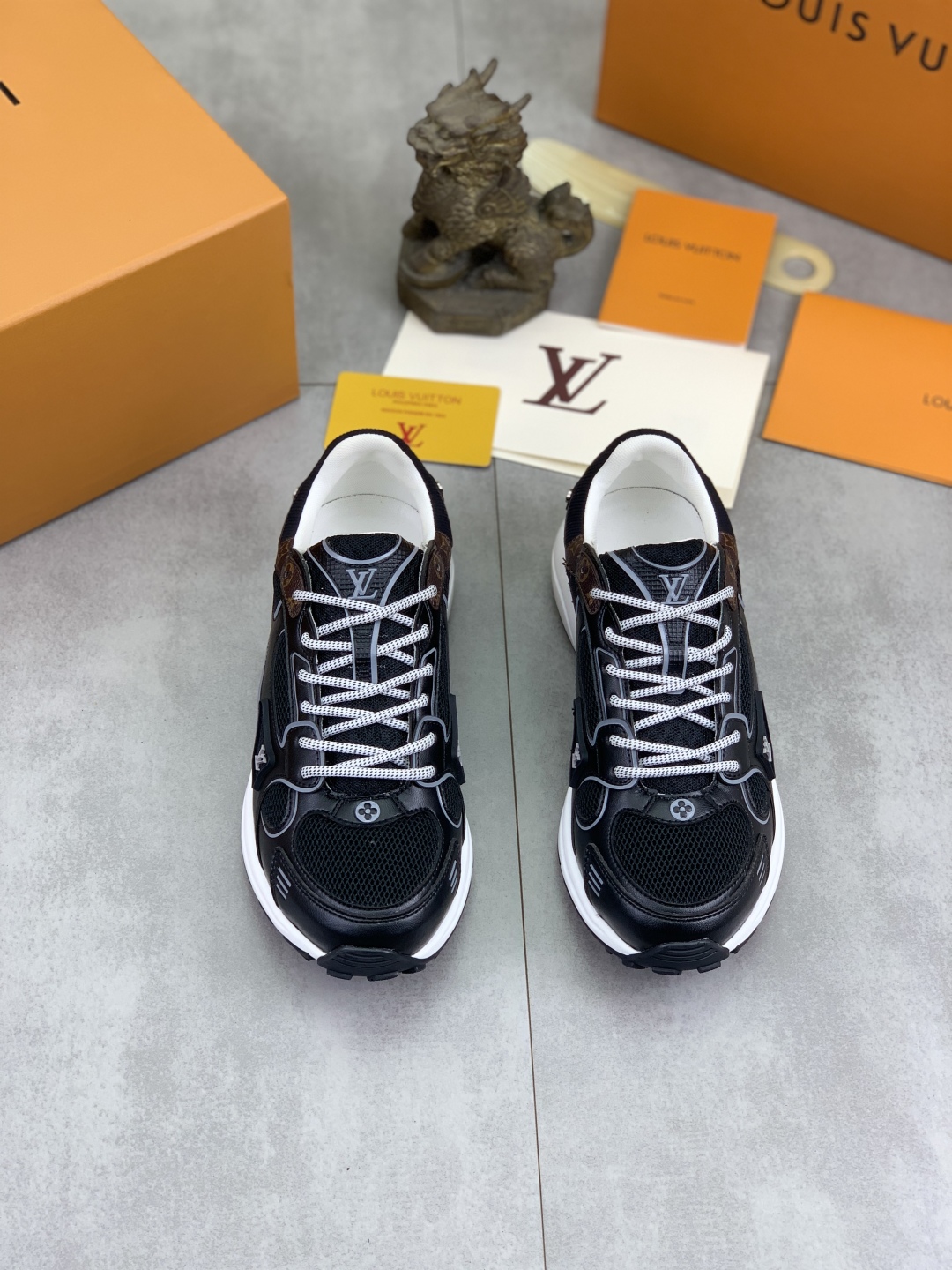Louis Vuitton Olympia Sneaker: Iconic Design, Supreme Comfort, Available Now! 3 cmp i1744903920457 8250 0 1