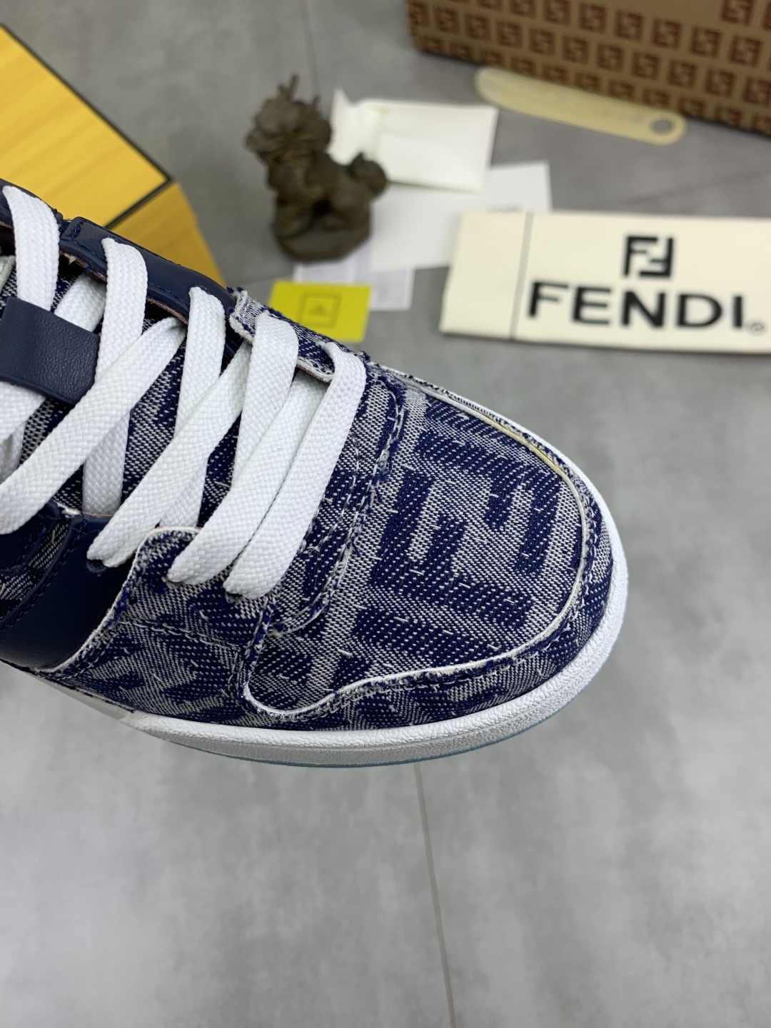 Fendi Leather Sneaker With All-Over Signature Logo - Stylish & Comfortable 6 cmp i1745080161304 1644 0 4