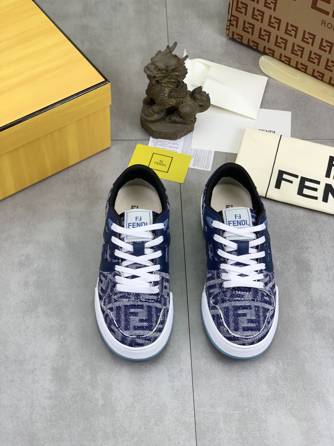 Fendi Leather Sneaker With All-Over Signature Logo - Stylish & Comfortable 3 cmp i1745080166549 457 0 1