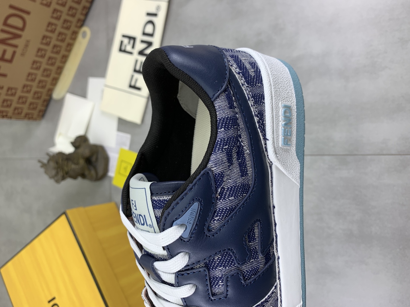 Fendi Leather Sneaker With All-Over Signature Logo - Stylish & Comfortable 8 cmp i1745080167833 8746 0 6