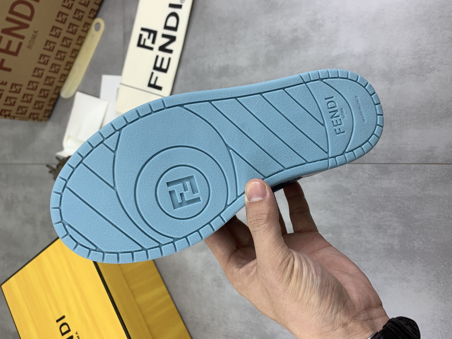 Fendi Leather Sneaker With All-Over Signature Logo - Stylish & Comfortable 10 cmp i1745080167964 5298 0 8
