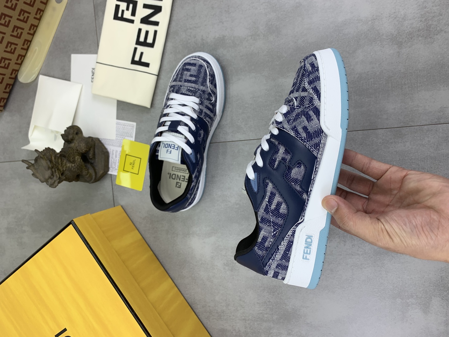 Fendi Leather Sneaker With All-Over Signature Logo - Stylish & Comfortable 7 cmp i1745080168040 1176 0 5