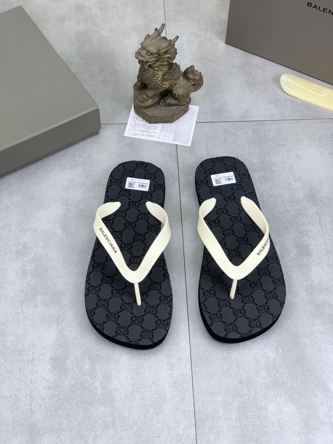 [Balenciaga Men
