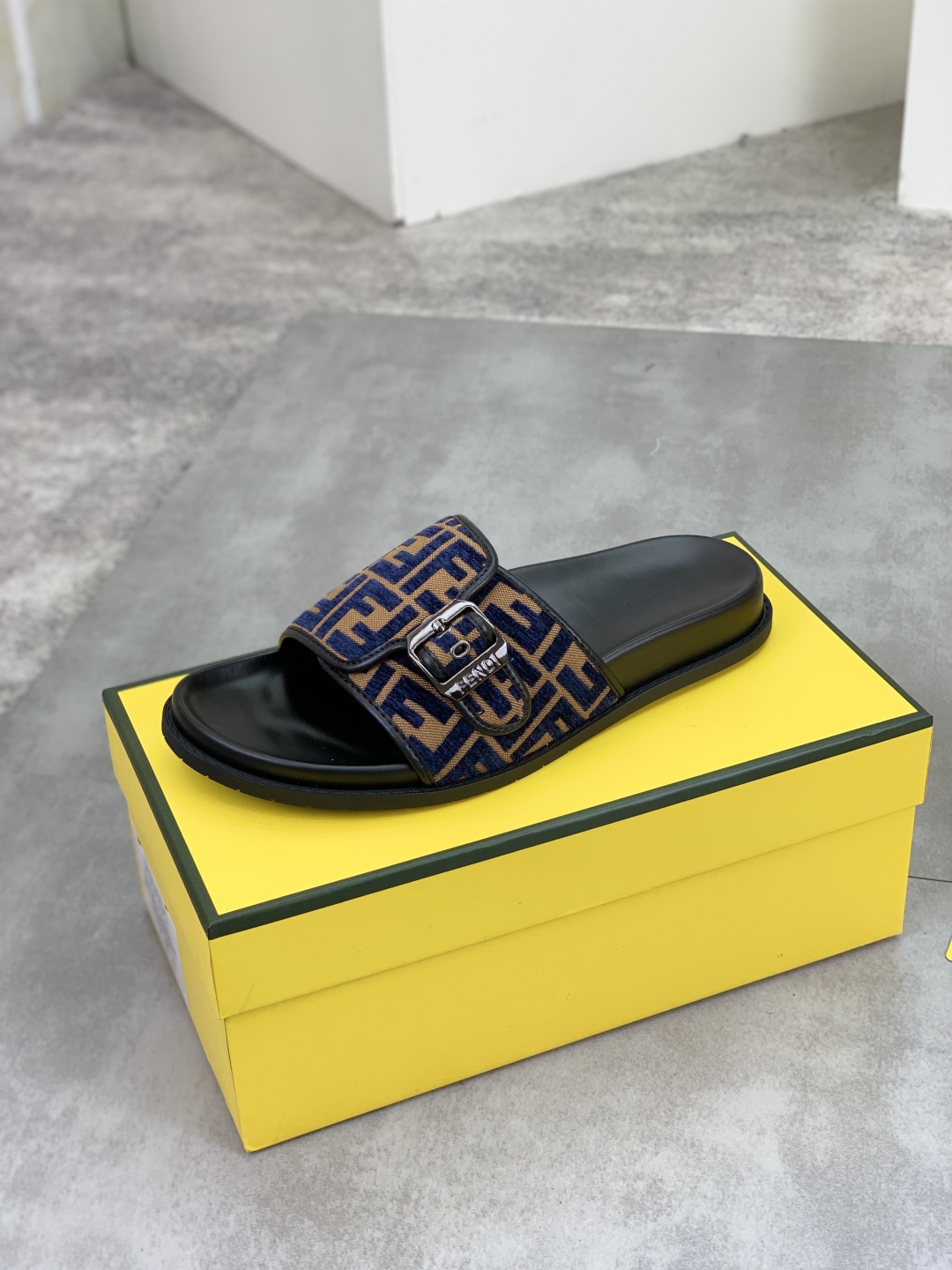 Fendi Men's FF Motif Slide Sandals | Comfortable Summer Style 5 cmp i1745513587116 2593 0 3