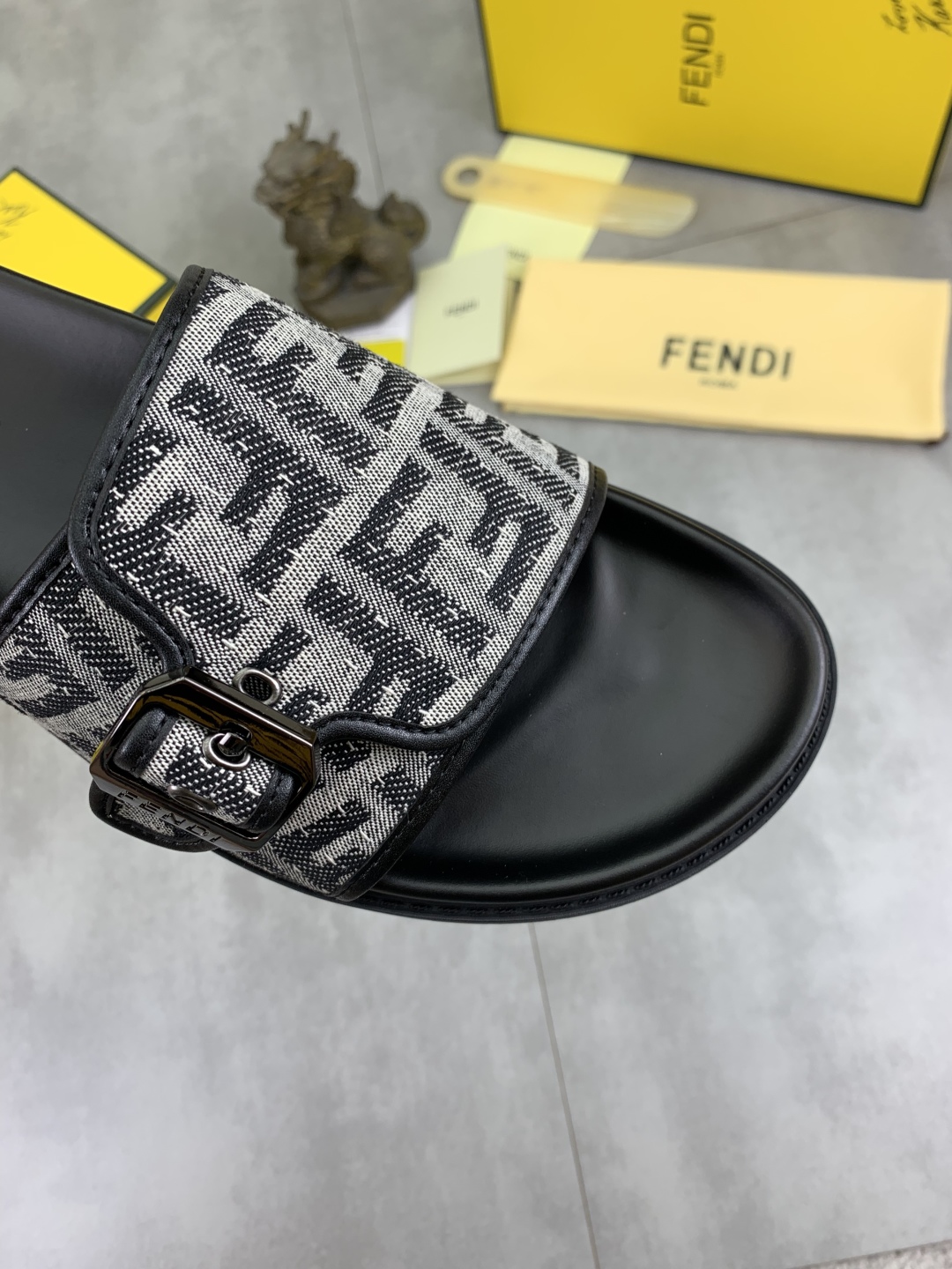 Fendi Men's FF Motif Buckle Slide Sandals - Stylish Summer Comfort 6 cmp i1745513656323 5578 0 4