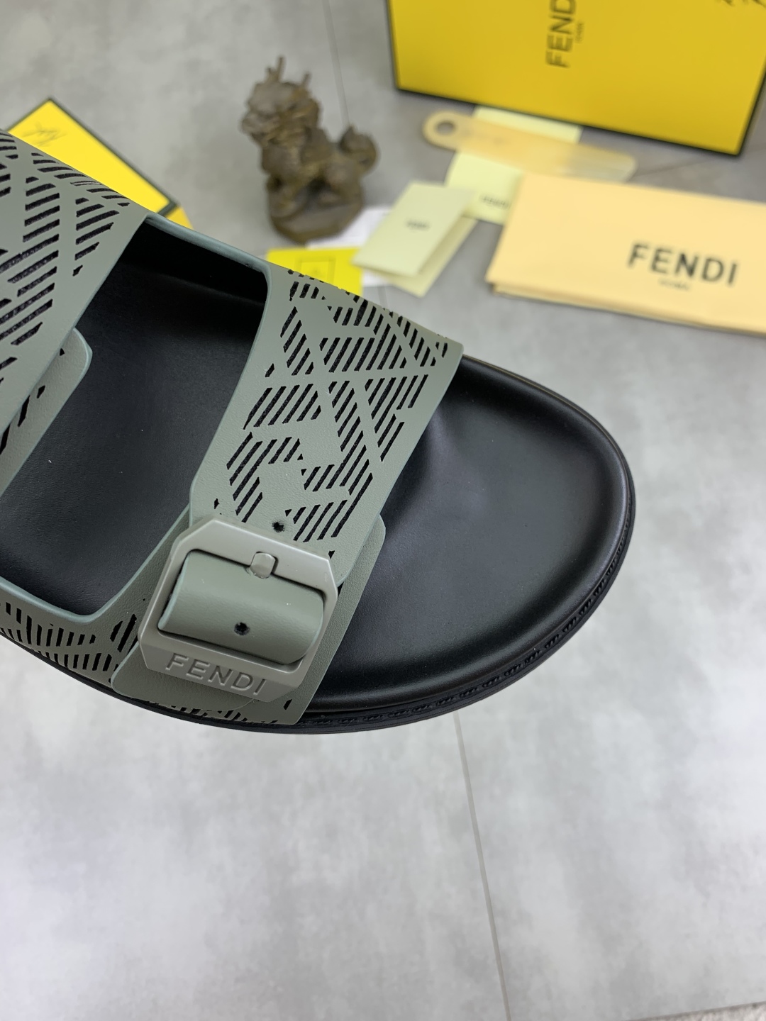 Fendi Men's Olive Green Logo Slides Sandals, Comfortable Summer Slippers 6 cmp i1745514012764 5071 0 4