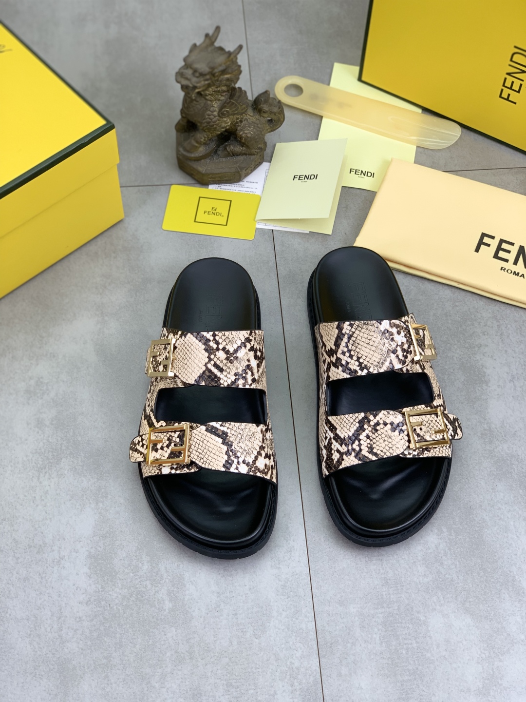 Fendi Men's Sandal Snake Embossed Leather Slide Comfortable Summer Slippers 3 cmp i1745514179088 8759 0 1