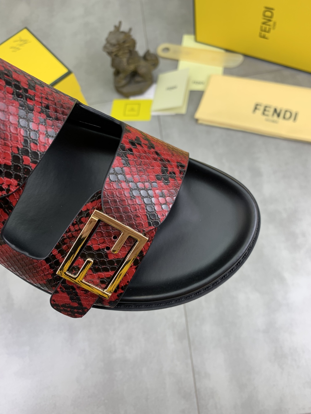 Fendi Men's Red Snakeskin Print Slides Sandals with Gold Buckle 6 cmp i1745514198152 1423 0 4