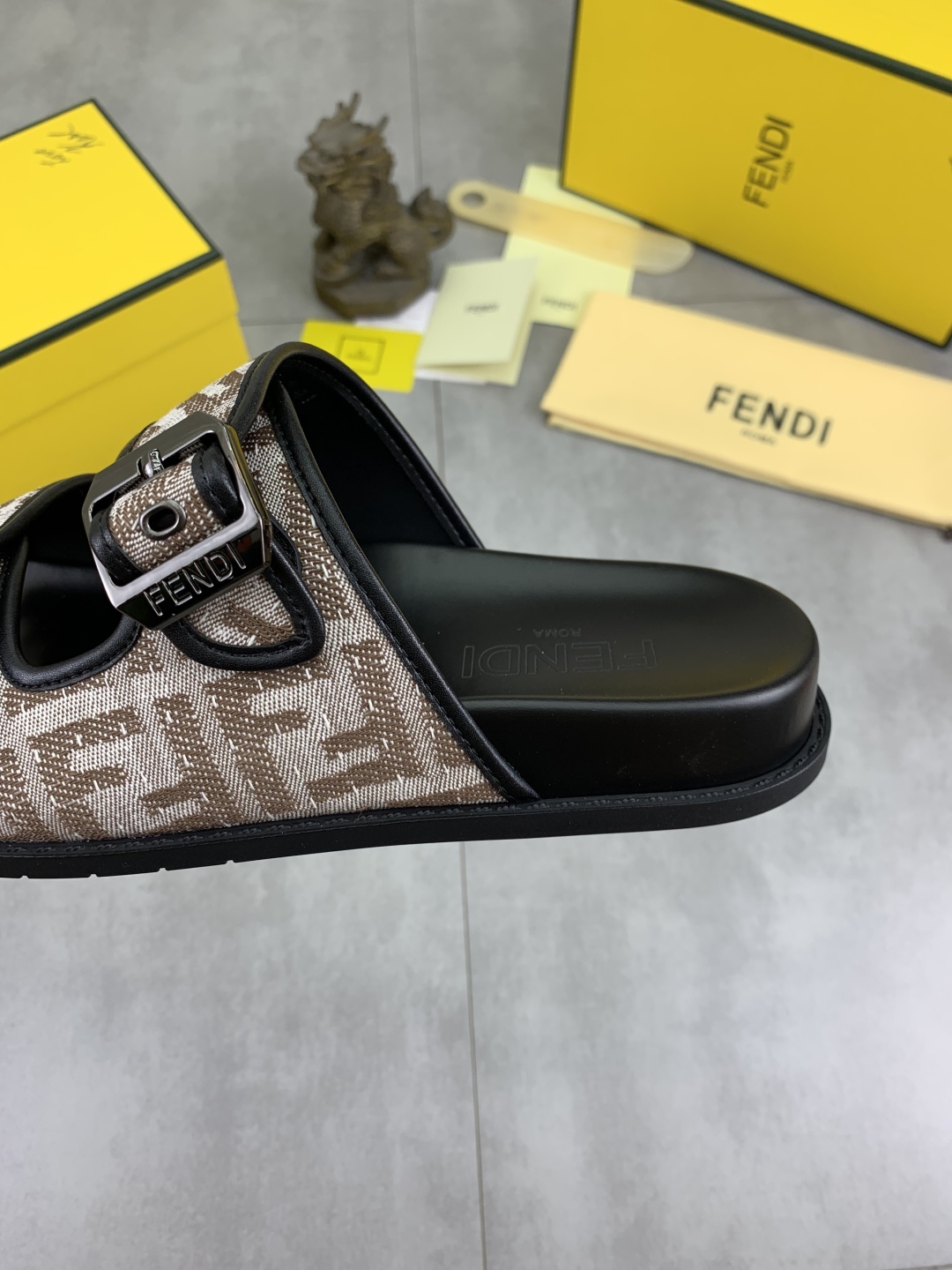 Fendi FF Motif Slide Sandals, Italian Fabric, Comfortable, Available in Multiple Colors 8 cmp i1745514254021 3510 0 6