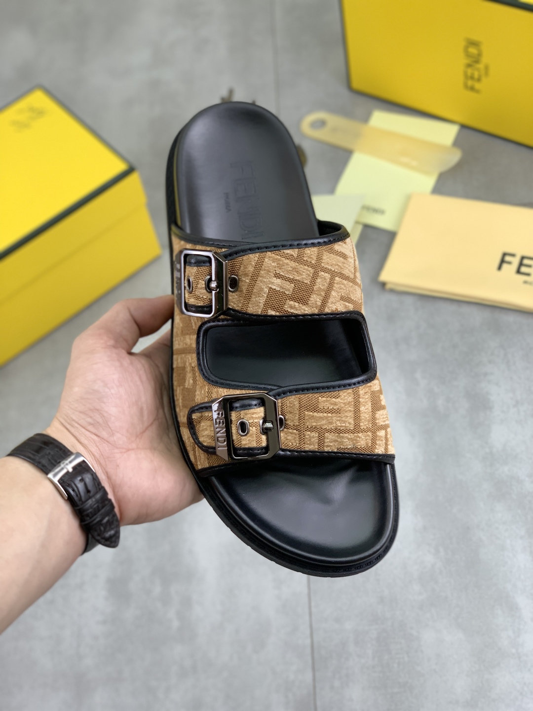 Fendi Summer Slides with Italian Fabric and Comfortable Sole - Sizes 39-44 2 cmp i1745514458587 1544 0 0
