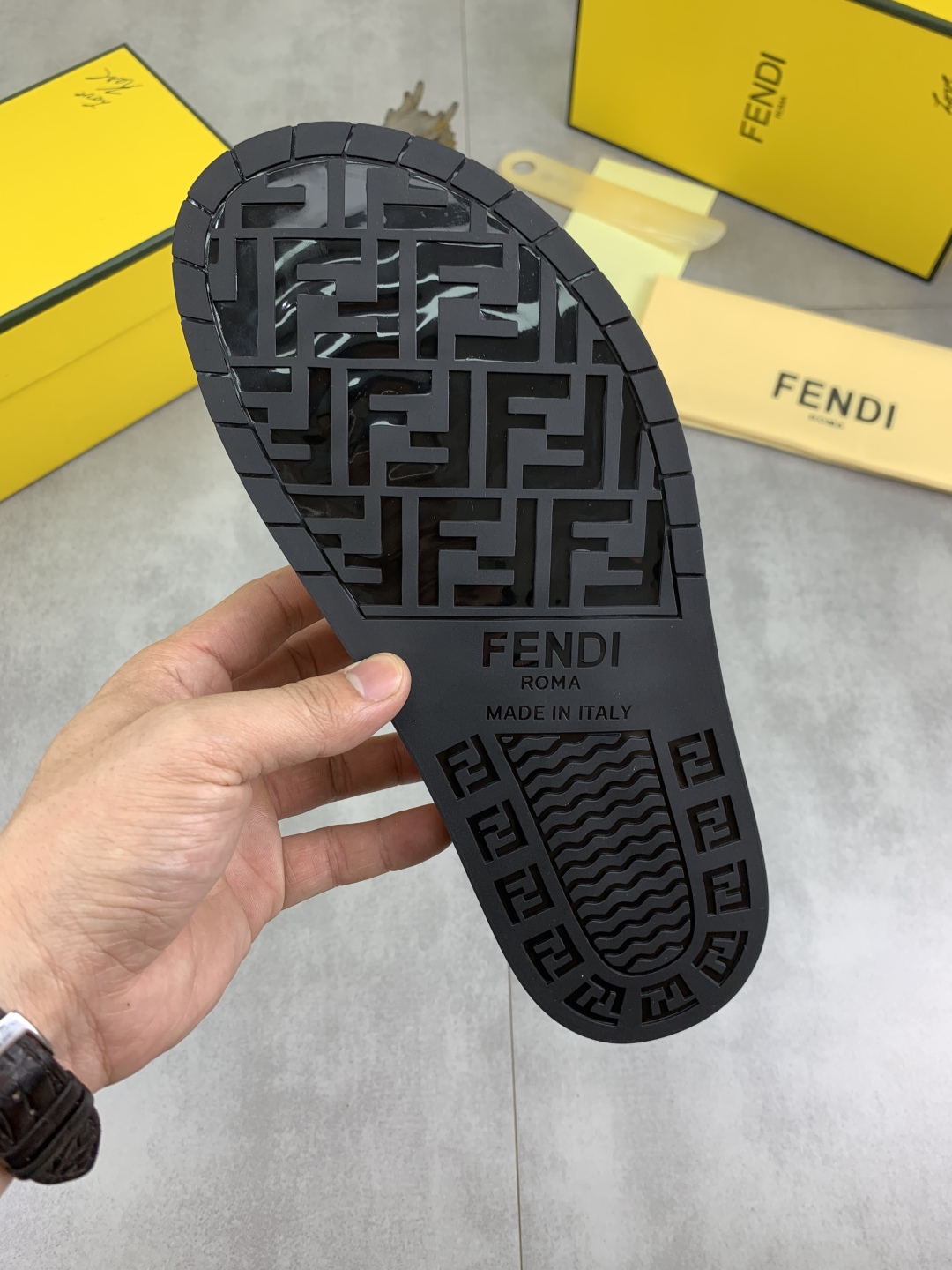 Fendi Summer Slides with Italian Fabric and Comfortable Sole - Sizes 39-44 10 cmp i1745514464420 1947 0 8