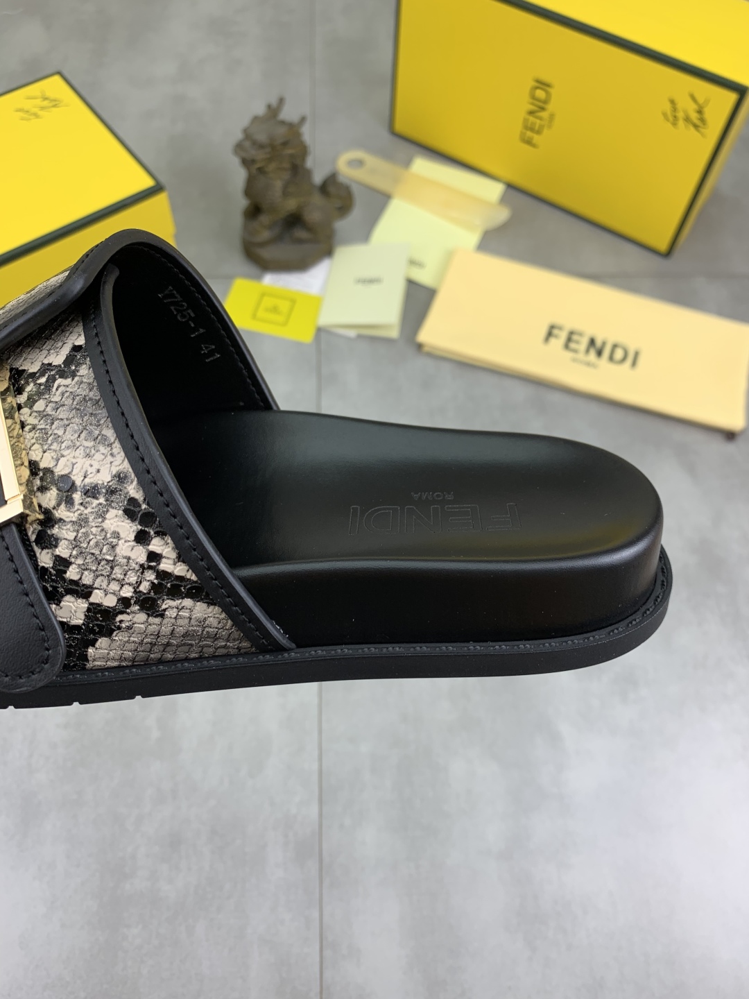 Fendi Men's Slide Sandal with Snakeskin Print and Adjustable Buckle 8 cmp i1745514567729 9523 0 6