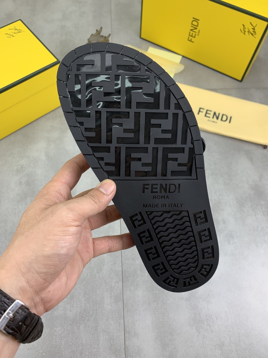 Fendi Men's Slide Sandal with Snakeskin Print and Adjustable Buckle 10 cmp i1745514567843 9905 0 8