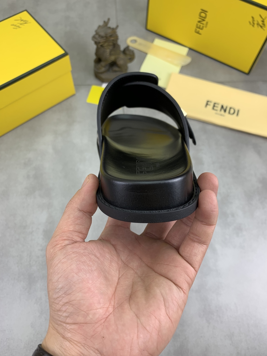 Fendi Men's Slide Sandal with Snakeskin Print and Adjustable Buckle 9 cmp i1745514567849 5130 0 7