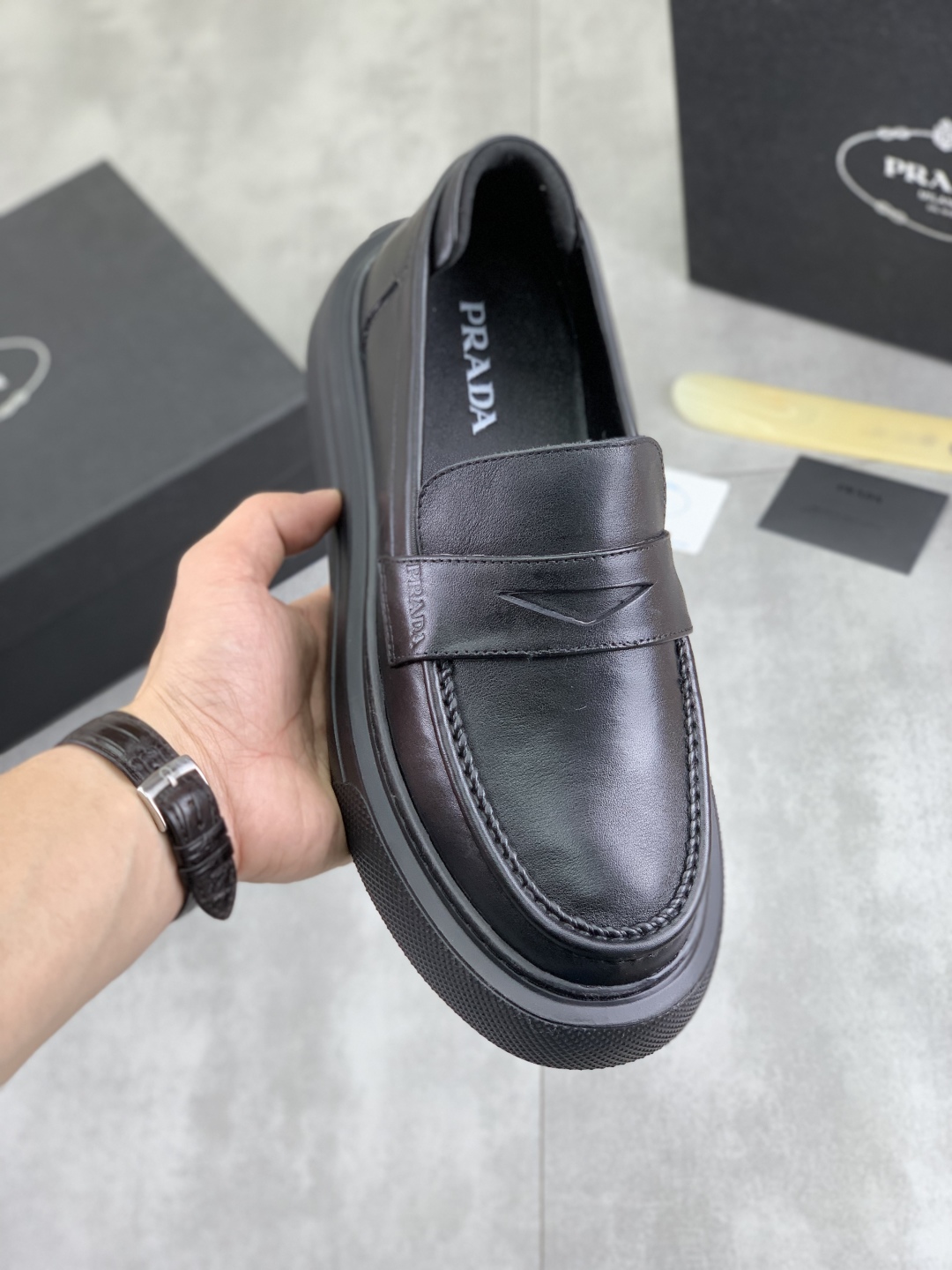 Prada Men's Leather Loafers Classic Spring New Collection Size 38-44 1 Prada Men's Leather Loafers Classic Spring New Collection Size 38-44