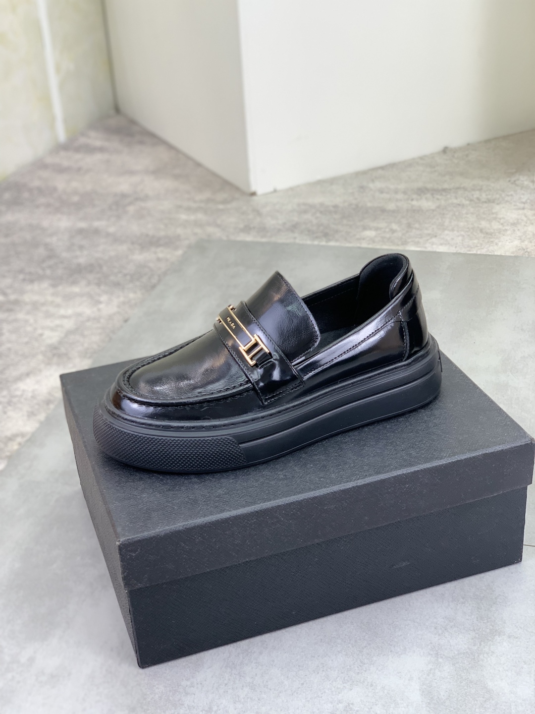 Prada Men's Leather Loafer - Classic Style, Comfortable and Breathable 5 cmp i1745598723912 4017 0 3