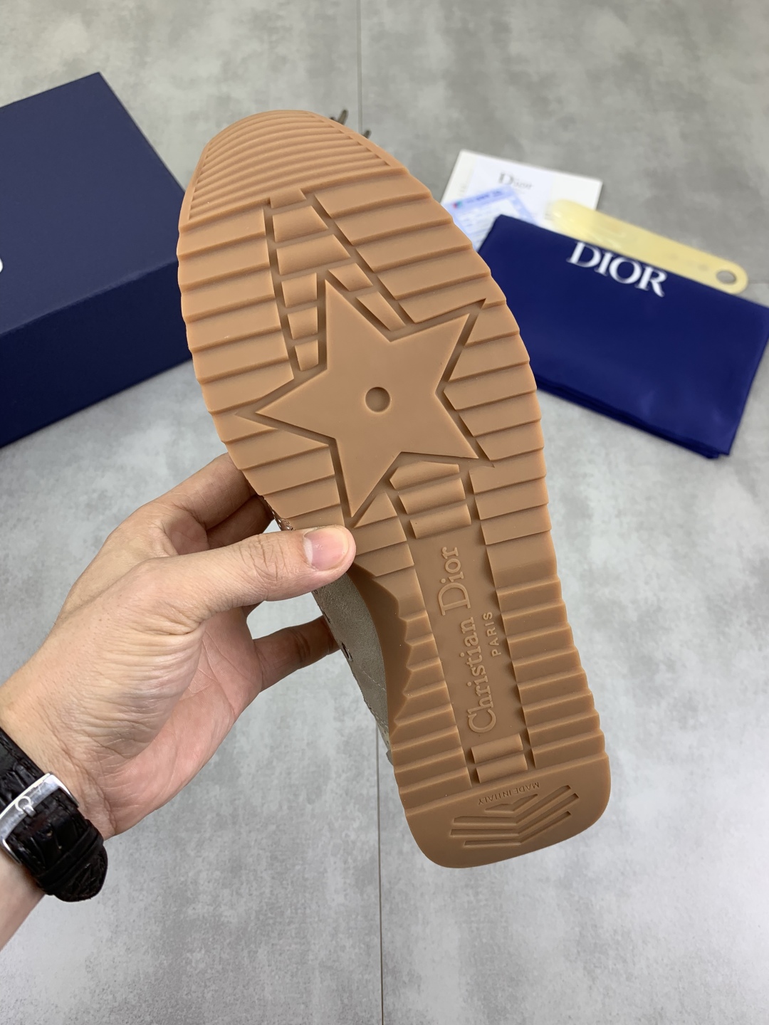 Dior 2025 Low-Top Sneakers - Classic Style, Premium Quality, Sizes 38-44 10 cmp i1745600014387 4681 0 8