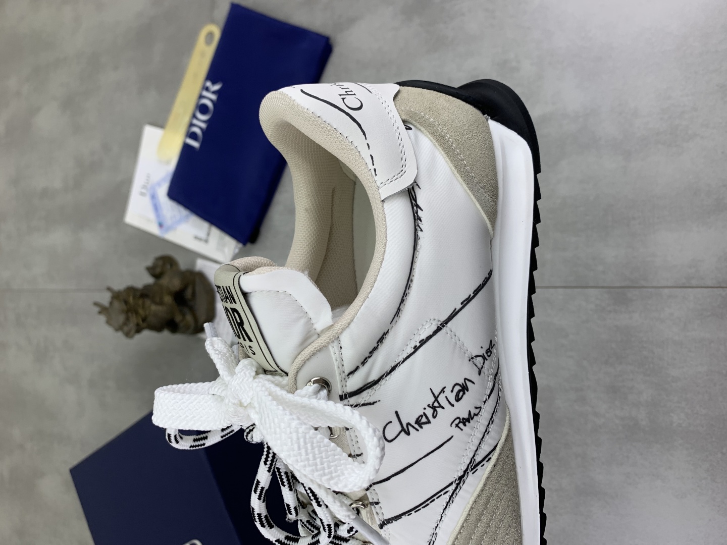 Dior Men's 2025 Lace-Up Low-Top Sneakers - Classic, Comfortable, Stylish 8 cmp i1745600076361 8666 0 6