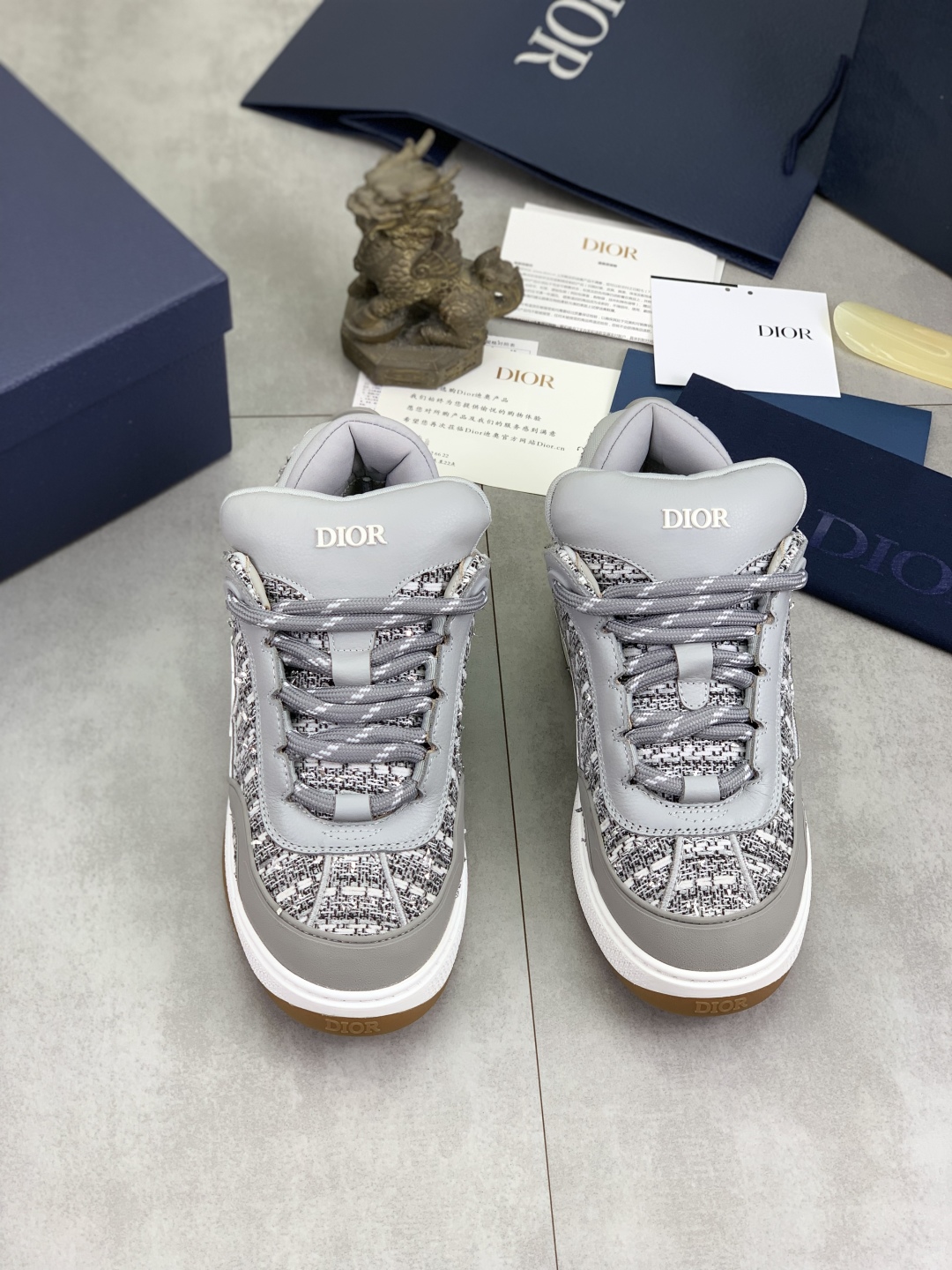 Dior Chrono High-Top Sneakers, White/Black Knit, CD Logo Designer Shoes 3 cmp i1745681842566 8899 0 1