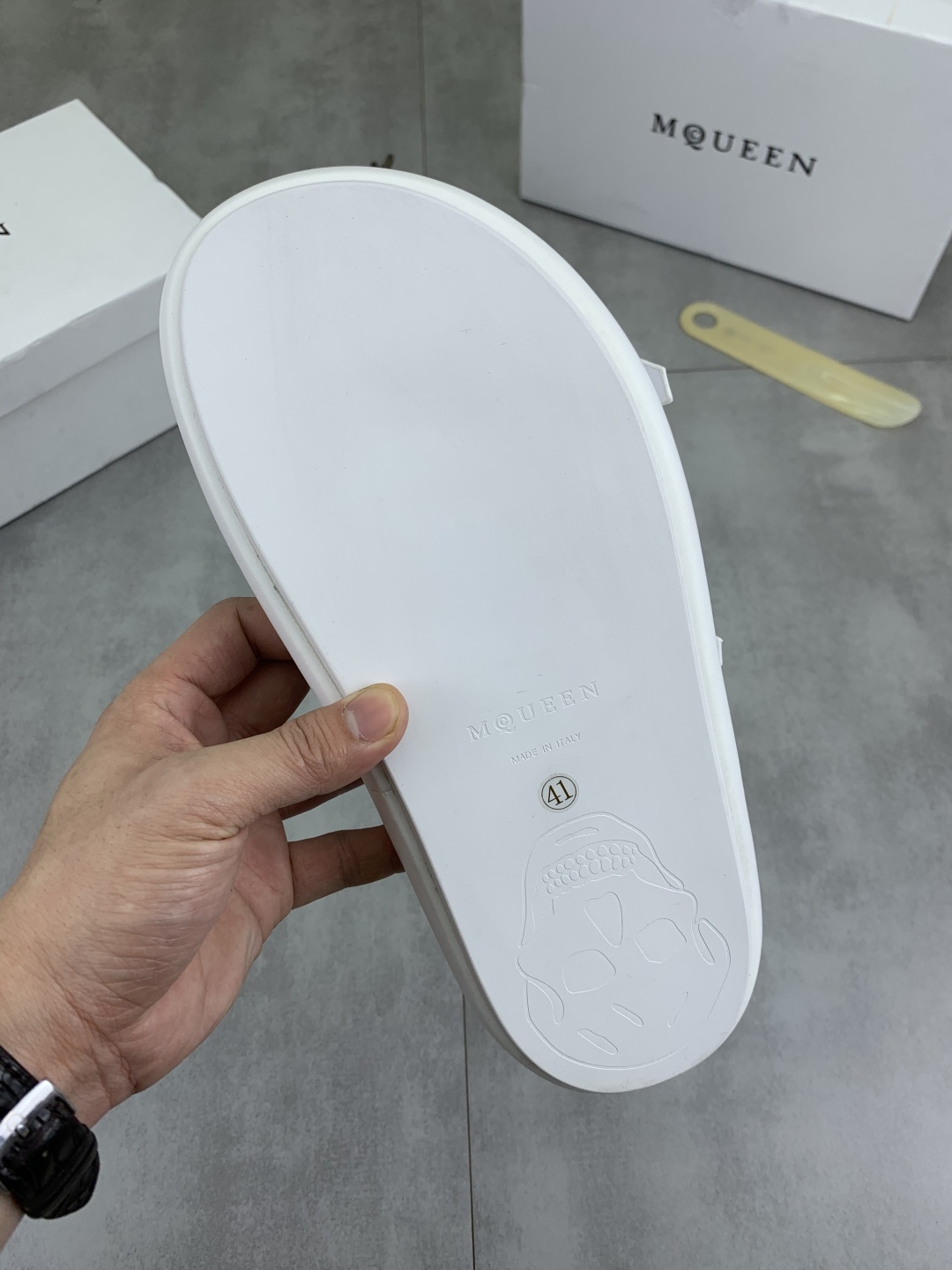 Alexander McQueen Unisex White Rubber Buckle Sandals Slides Size 38-44 10 cmp i1745769264646 782 0 8