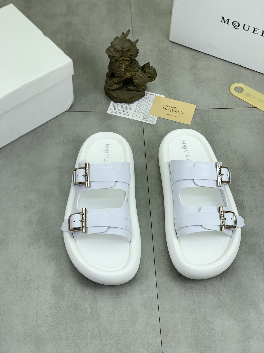 Alexander McQueen Unisex White Rubber Buckle Sandals Slides Size 38-44 3 cmp i1745769266918 719 0 1