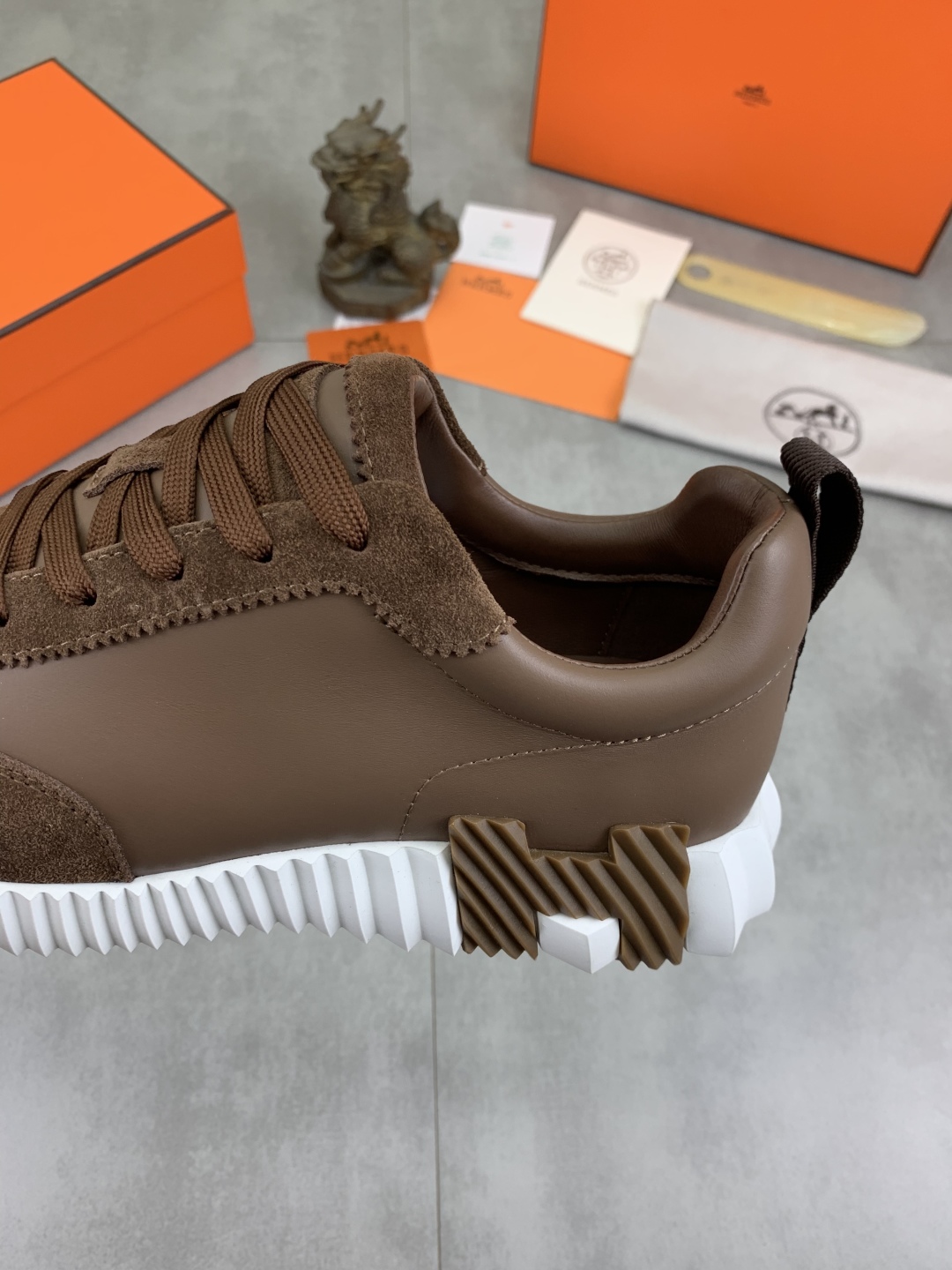 Hermes Men's Drift Sneaker - Autumn Collection, Premium Leather and Breathable Fabric 10 cmp i1745769723809 6180 0 8