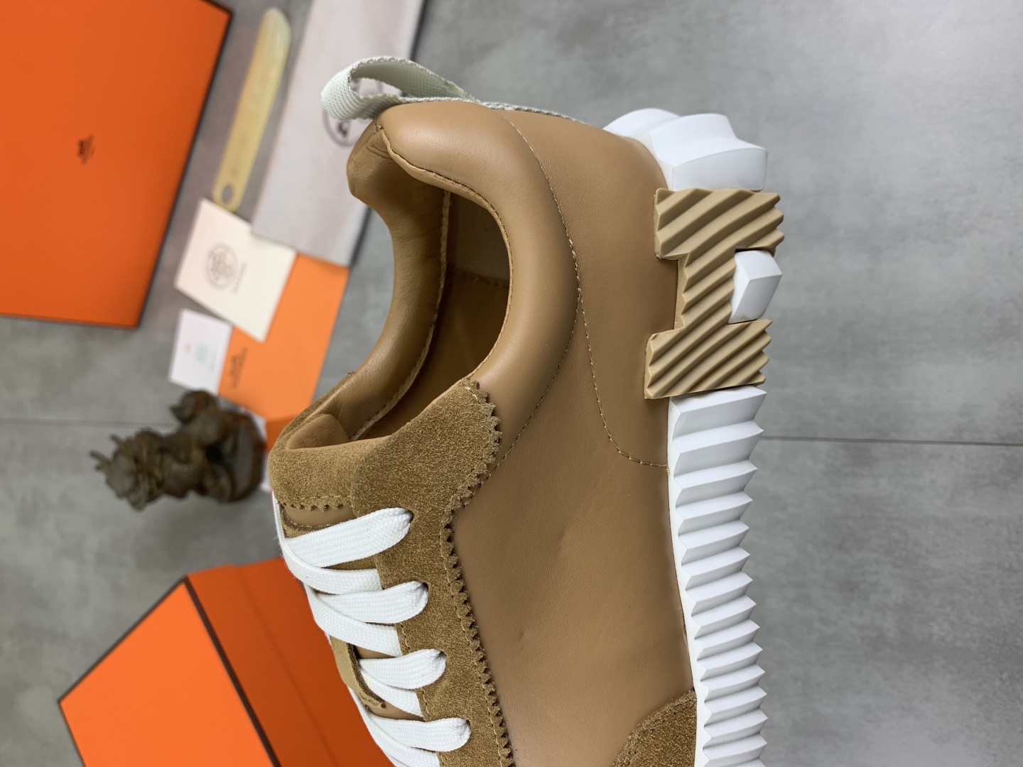 Hermes Men's Drift Sneaker: Stylish, Breathable Leather Sneakers for Autumn 8 cmp i1745769755255 5698 0 6