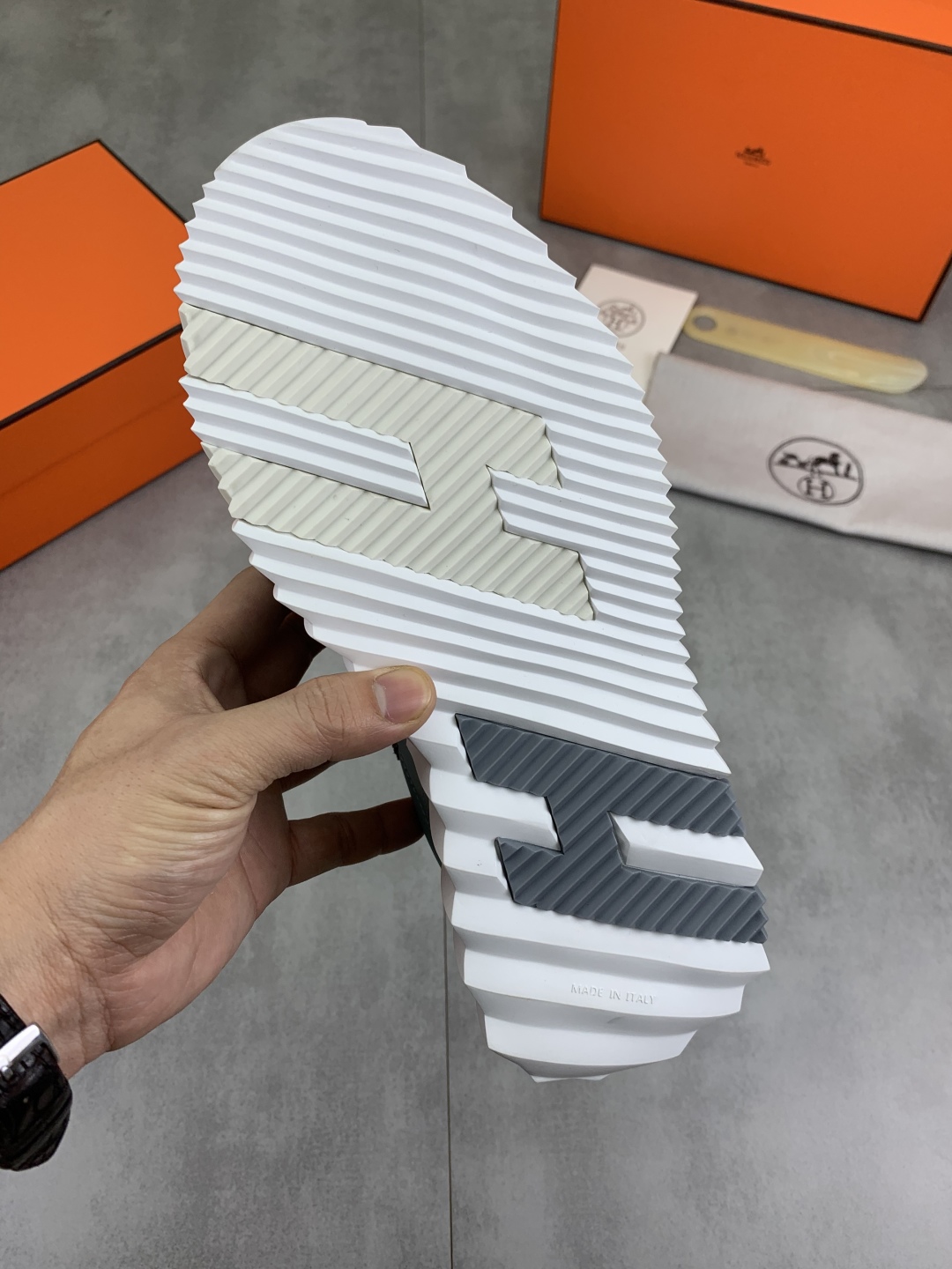 Hermès Men's Drift Sneaker: Stylish, Breathable, & Comfortable - Size 39-46 10 cmp i1745769765764 4394 0 8