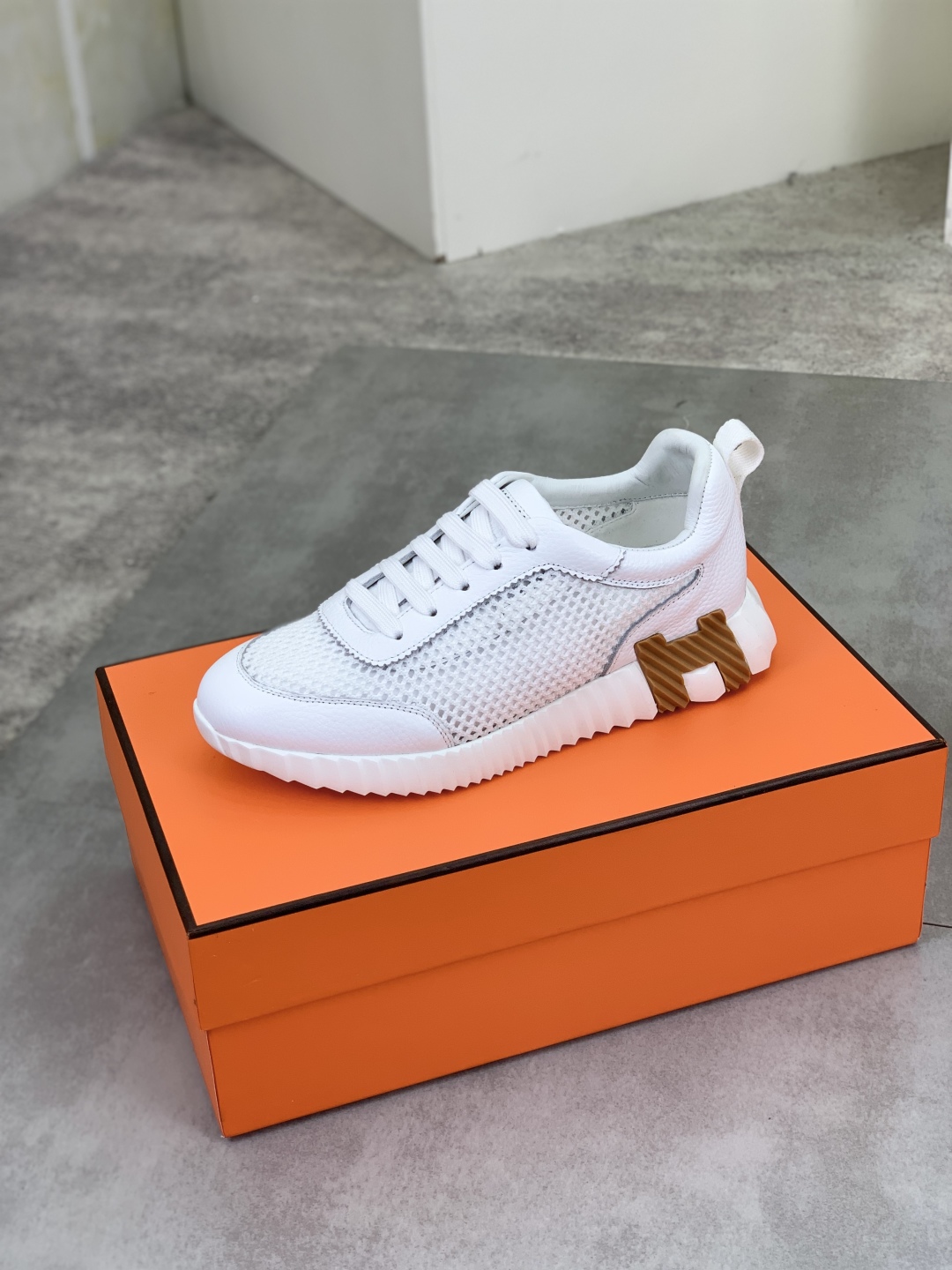 Hermes Men's Drift Sneaker - Breathable Leather Casual Sports Shoes 5 cmp i1745769846363 9378 0 2