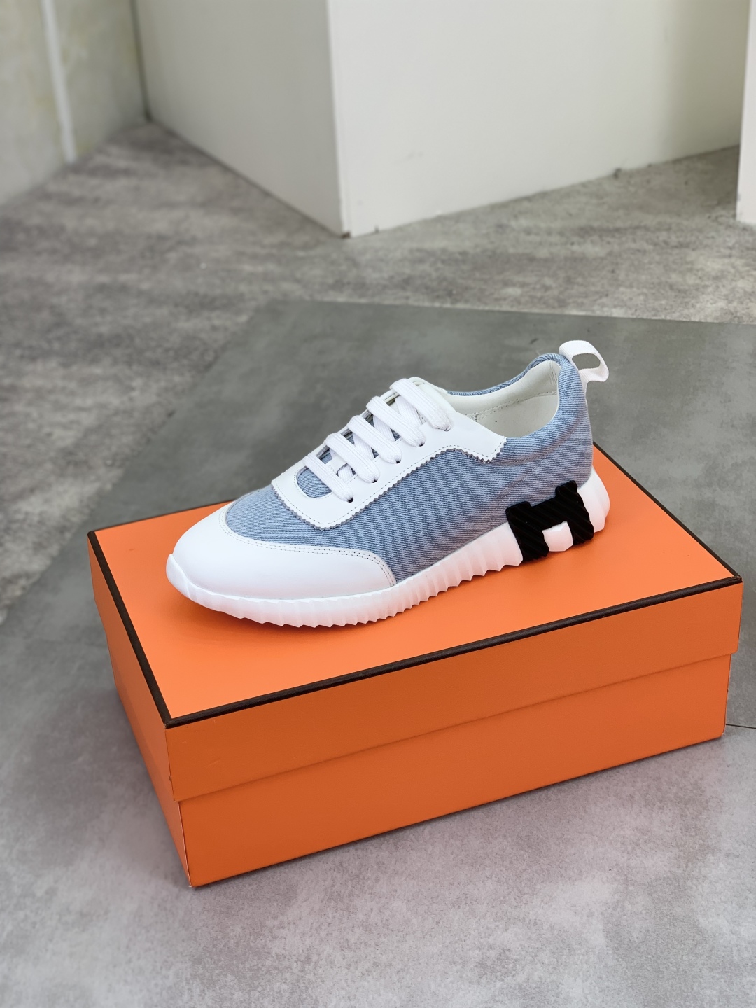 Hermes Men's Drift Sneaker - Casual, Comfortable, and Stylish 5 cmp i1745769908036 3043 0 3
