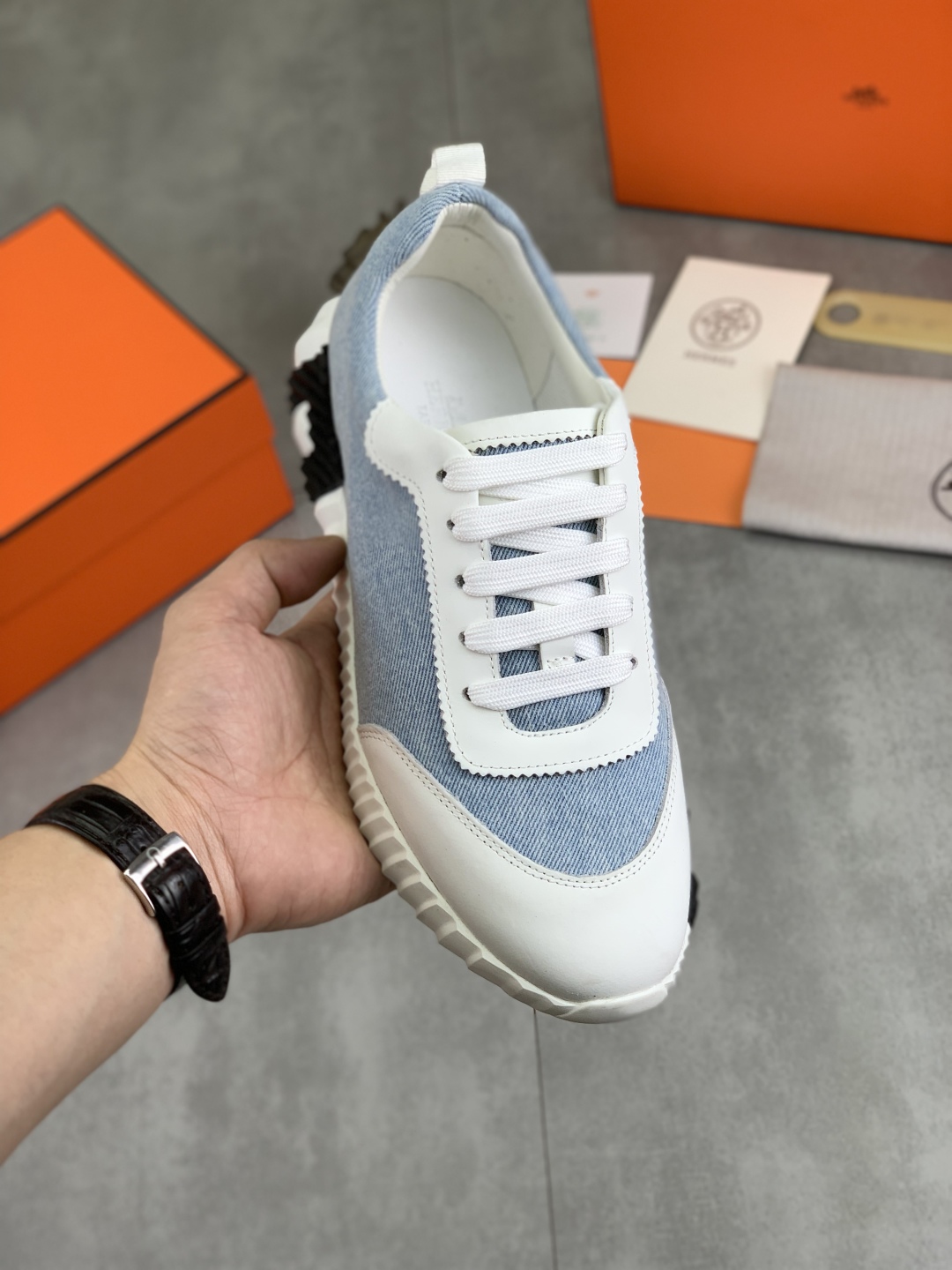 Hermes Men's Drift Sneaker - Casual, Comfortable, and Stylish 2 cmp i1745769920909 7085 0 0