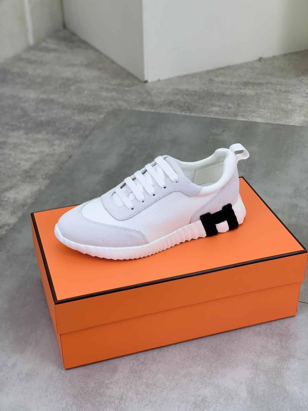 Hermes Men's Drift Sneaker: Stylish, Breathable, and Comfortable Leisure Shoe 5 cmp i1745770004362 3165 0 3