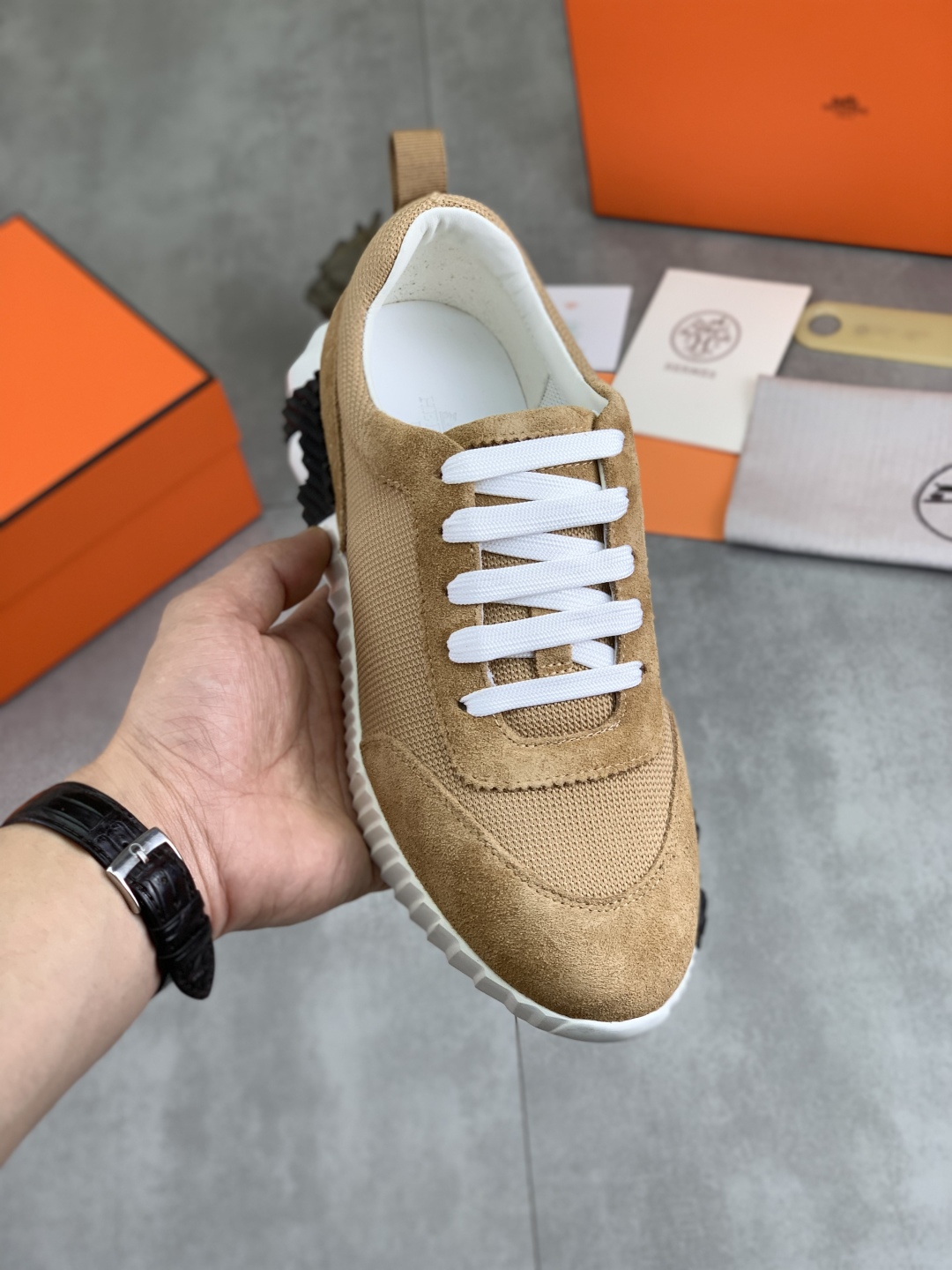 Hermès Men's Drift Sneaker - Stylish and Comfortable Casual Shoes 2 cmp i1745770061244 2117 0 0
